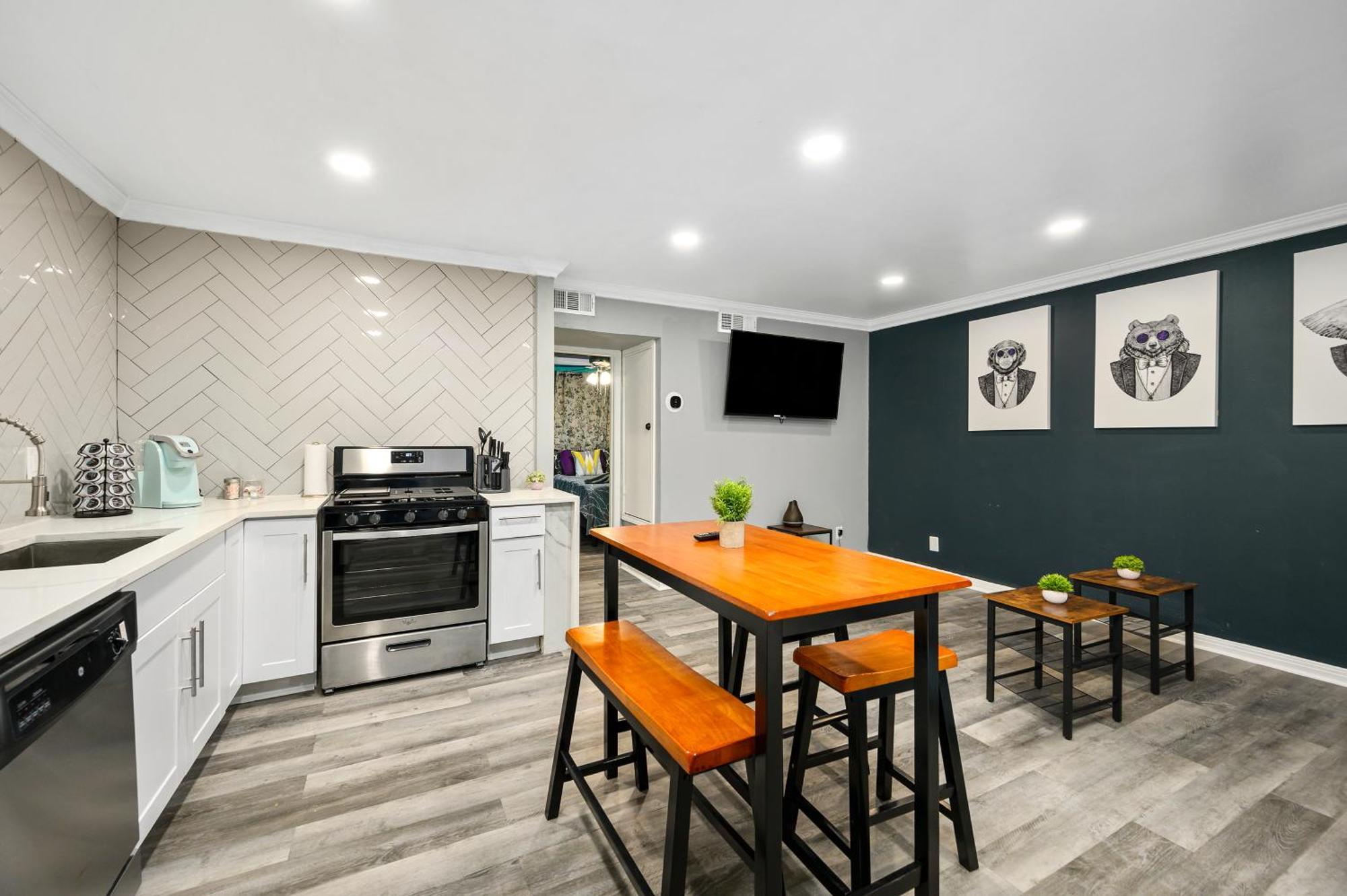 Bright And Modern 1Br Apartment In Central 휴스턴 외부 사진
